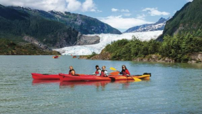 Raw Gold - Affordable, Near Mendenhall Glacier, Trails, and Conveniences - DISCOUNTS ON TOURS!